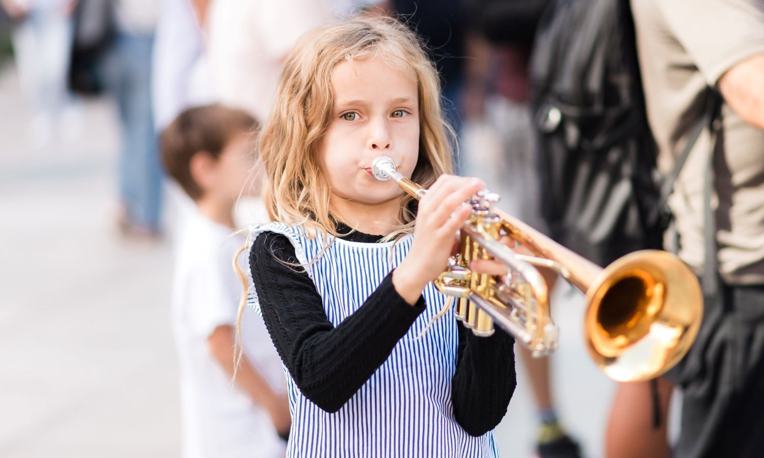 Colburn School: Instrument Petting Zoo